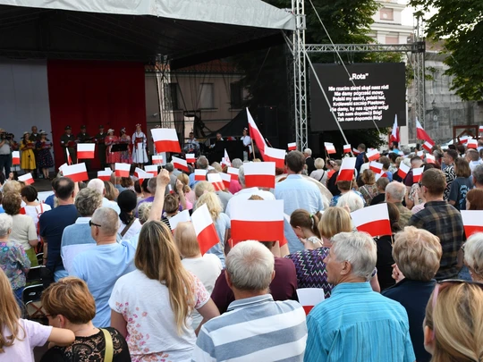 Za nami wydarzenie pn. "Z młodej piersi się wyrwało... - Wspólne śpiewanie pieśni patriotycznych w Zamościu