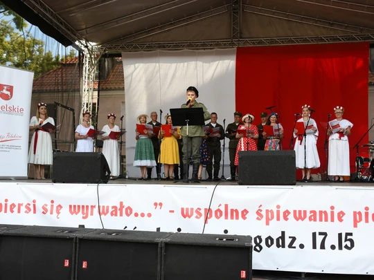 Za nami wydarzenie pn. "Z młodej piersi się wyrwało... - Wspólne śpiewanie pieśni patriotycznych w Zamościu